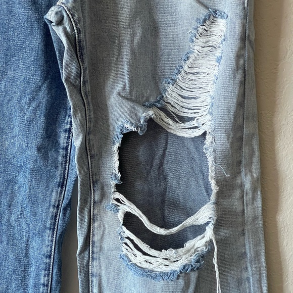 Shein, Women’s Two Tone Blue Distressed Wide Leg Jeans High Rise, Size L - Picture 2 of 7